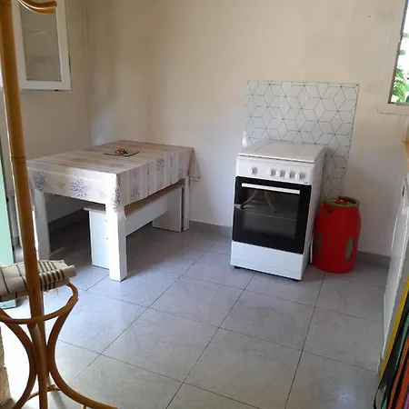 Holiday home Chez Cecile A Lagnes, Aux Portes Du Luberon *