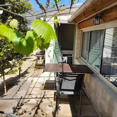 Chez Cecile A Lagnes, Aux Portes Du Luberon * Lagnes