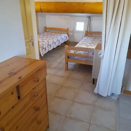 Chez Cecile A Lagnes, Aux Portes Du Luberon *